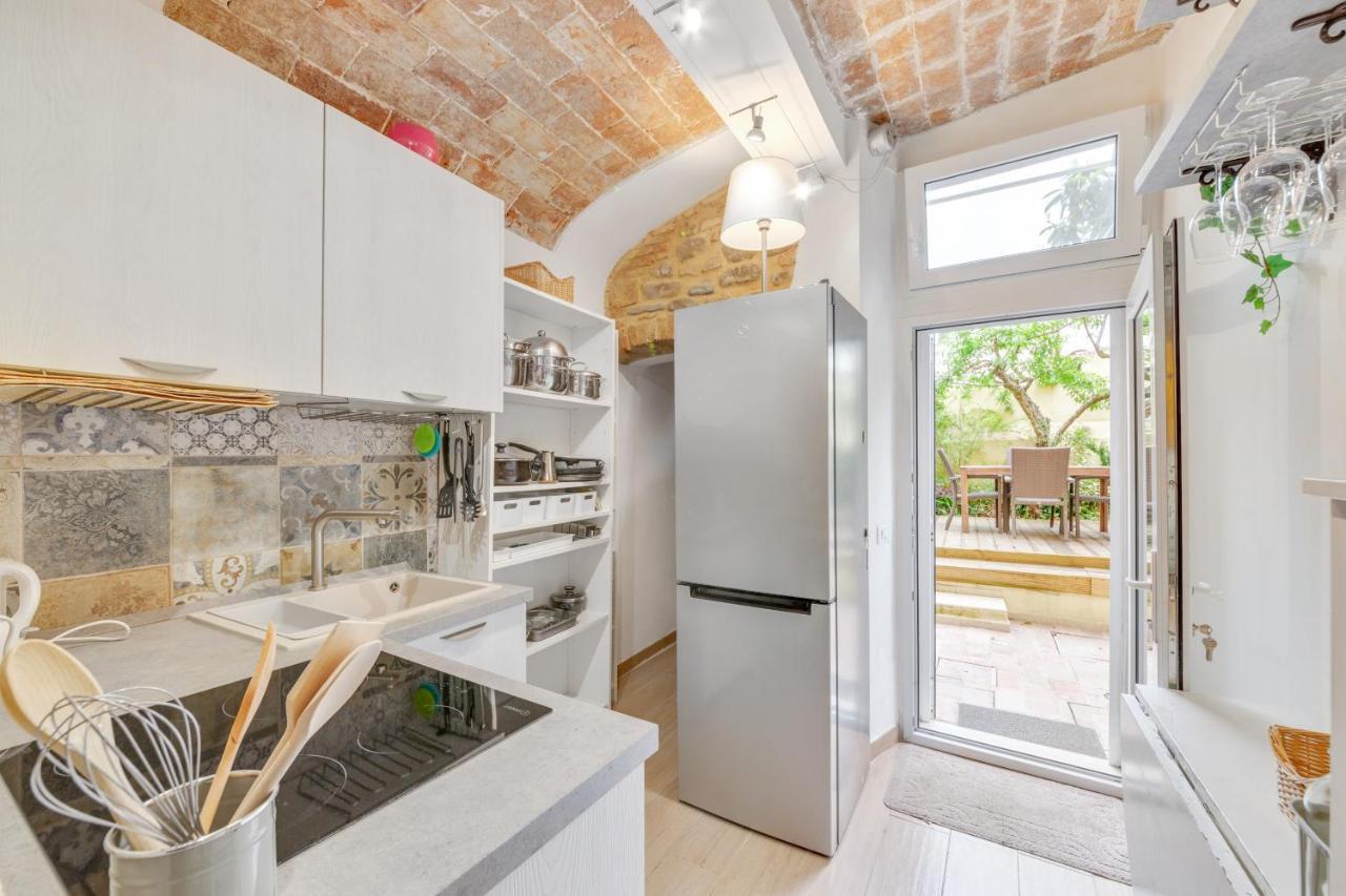 Oltrarno Bright Apartment Con Patio Privato Firenze Kültér fotó